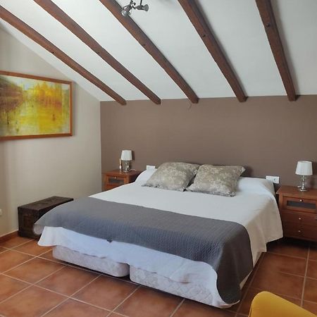 Maravilloso Alojamiento En El Centro De Baeza Luaran gambar